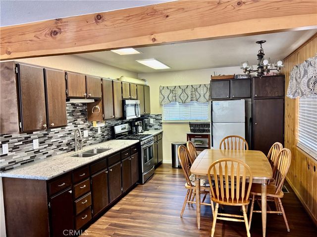 627 Chipmunk, Big Bear Lake, CA 92315