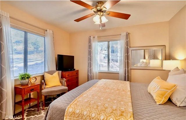 627 Chipmunk, Big Bear Lake, CA 92315