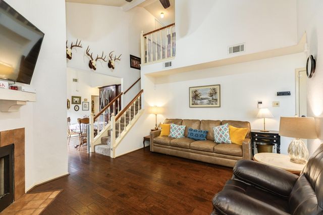 108 Coffee Lane, Lake Jackson, TX 77566