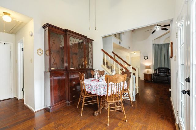 108 Coffee Lane, Lake Jackson, TX 77566