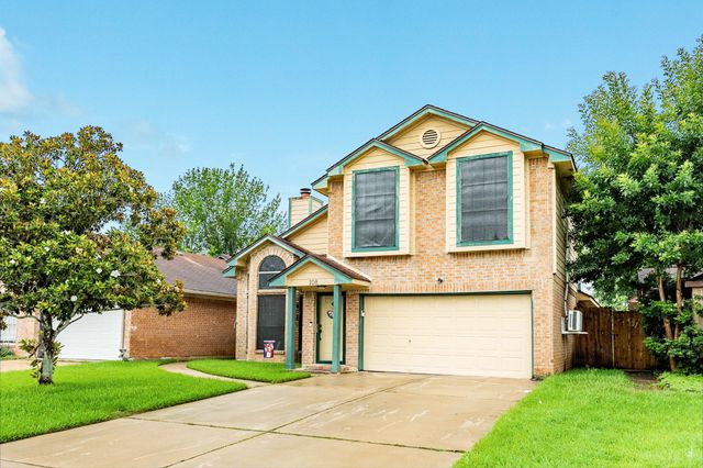 108 Coffee Lane, Lake Jackson, TX 77566
