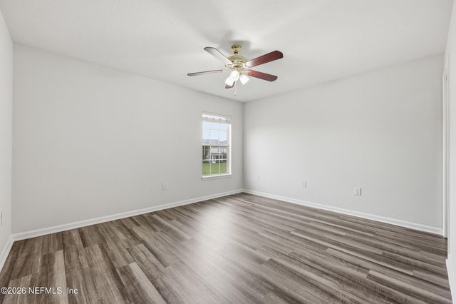 11064 CASTLEMAIN Circle E, Jacksonville, FL 32256