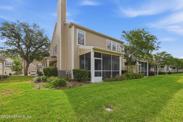 11064 CASTLEMAIN Circle E, Jacksonville, FL 32256