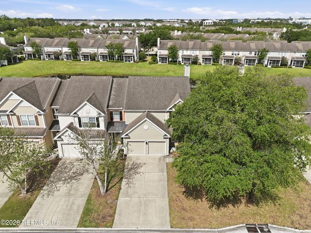 11064 CASTLEMAIN Circle E, Jacksonville, FL 32256