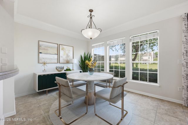 11064 CASTLEMAIN Circle E, Jacksonville, FL 32256