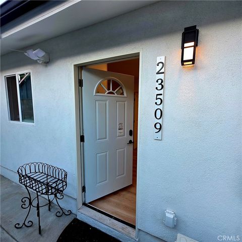 23509 Friar Street, Woodland Hills, CA 91367