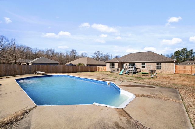 45 Winners Circle, Cabot, AR 72023