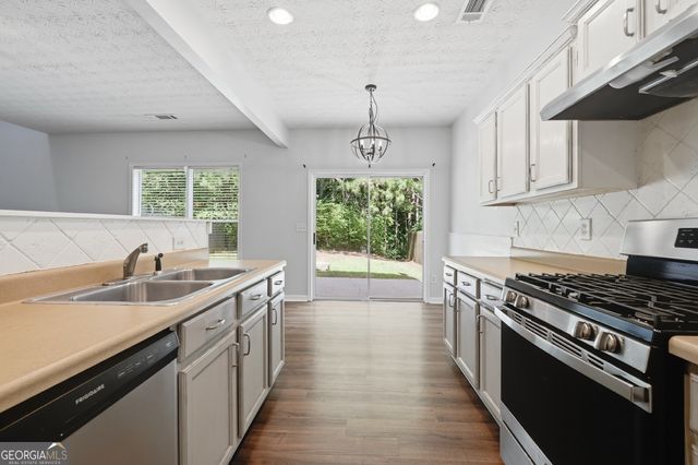 905 Tamarisk Place, Canton, GA 30114