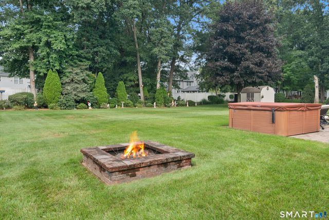 180 Huckleberry Lane, Southington, CT 06489