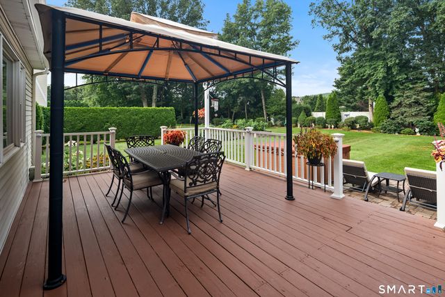 180 Huckleberry Lane, Southington, CT 06489