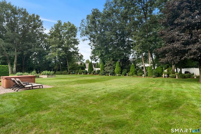 180 Huckleberry Lane, Southington, CT 06489