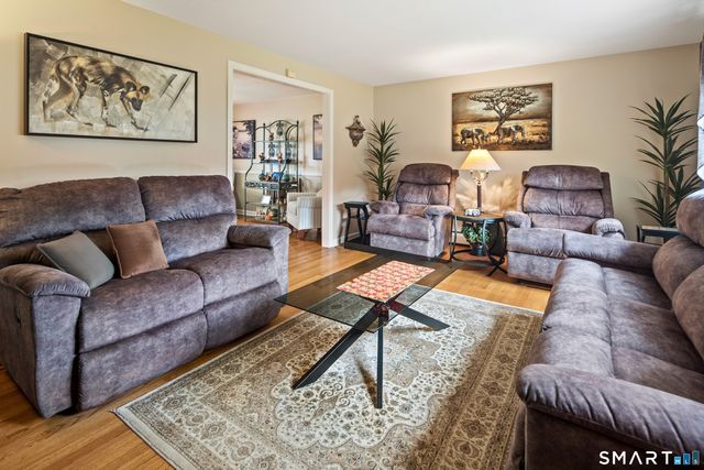 180 Huckleberry Lane, Southington, CT 06489