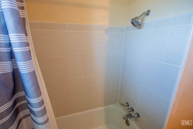 2901 Kaibab Avenue, Bakersfield, CA 93306