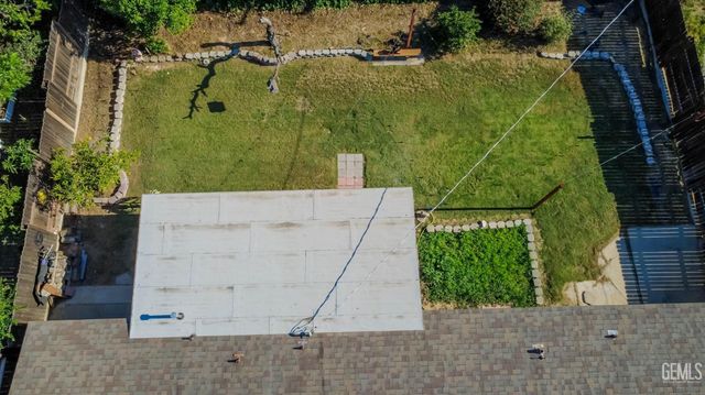 2901 Kaibab Avenue, Bakersfield, CA 93306