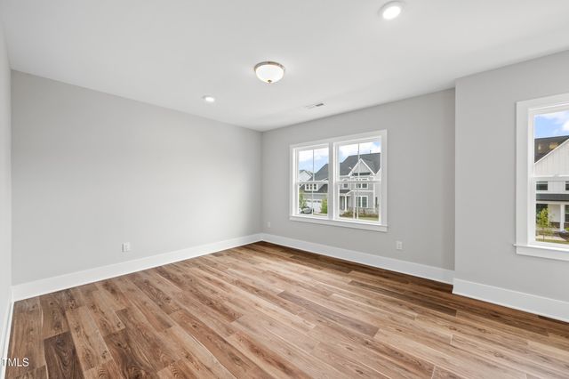 645 Silvercomet Drive, Knightdale, NC 27545