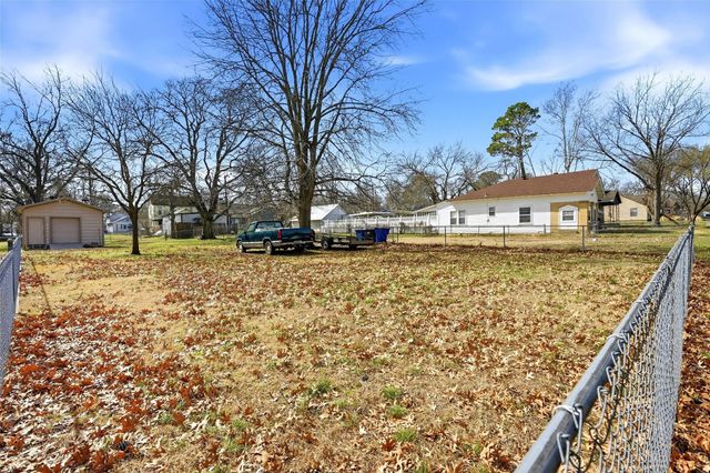 918 W Morgan Street, Denison, TX 75020