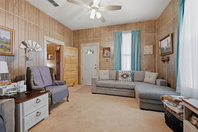 918 W Morgan Street, Denison, TX 75020