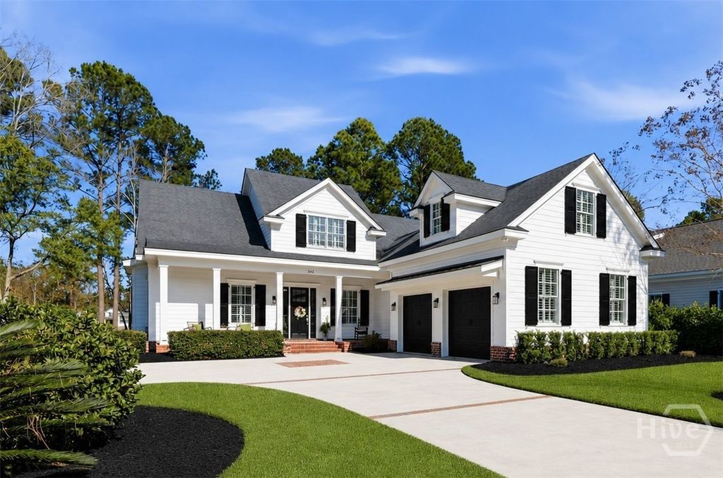 Image 2 of property listing at 262 Spanton Crescent, Pooler, GA 31322