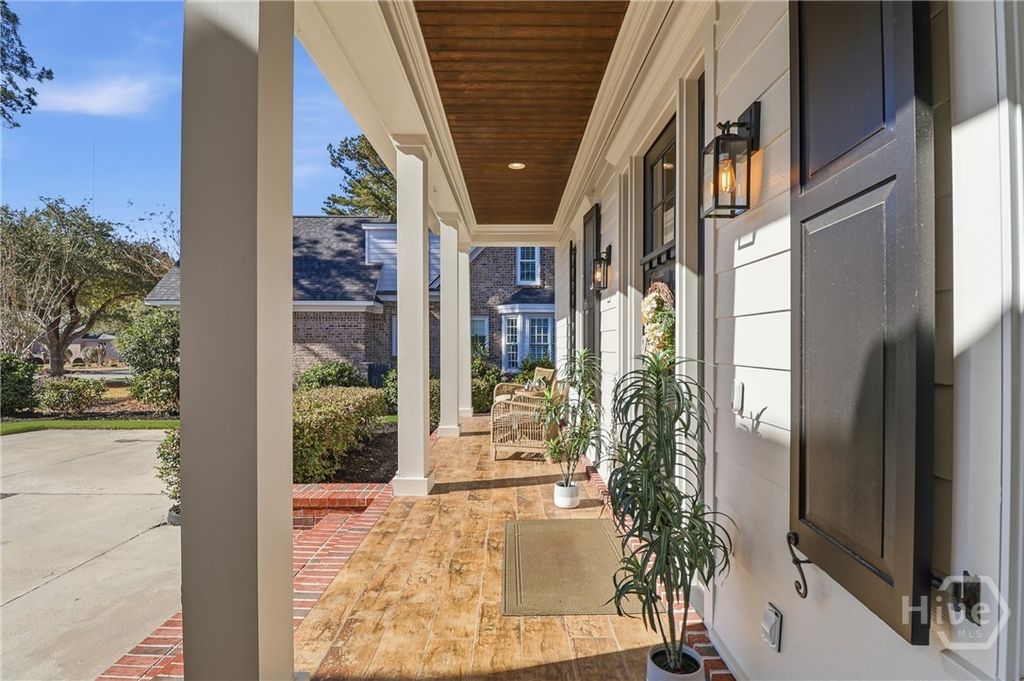 Image 3 of property listing at 262 Spanton Crescent, Pooler, GA 31322