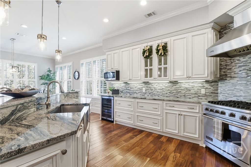 Image 8 of property listing at 262 Spanton Crescent, Pooler, GA 31322