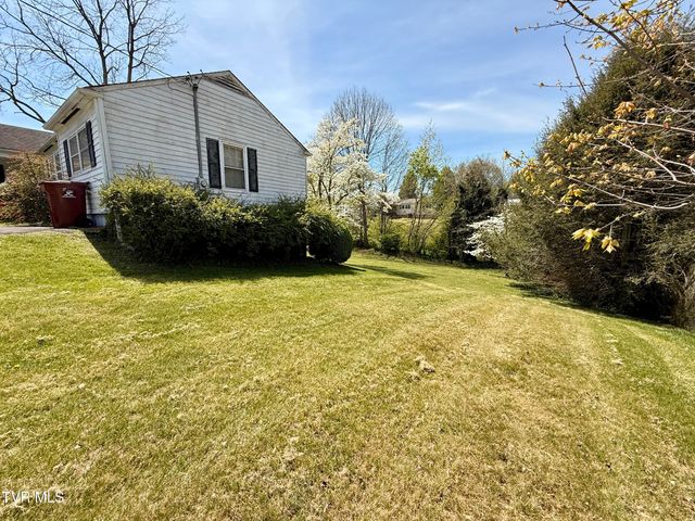 1507 Baxter Street, Johnson City, TN 37601