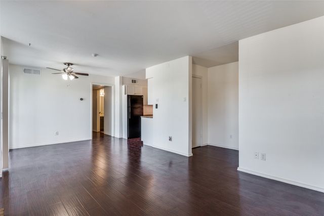 5902 Marvin Loving Drive 201, Garland, TX 75043
