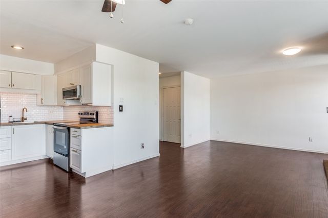 5902 Marvin Loving Drive 201, Garland, TX 75043