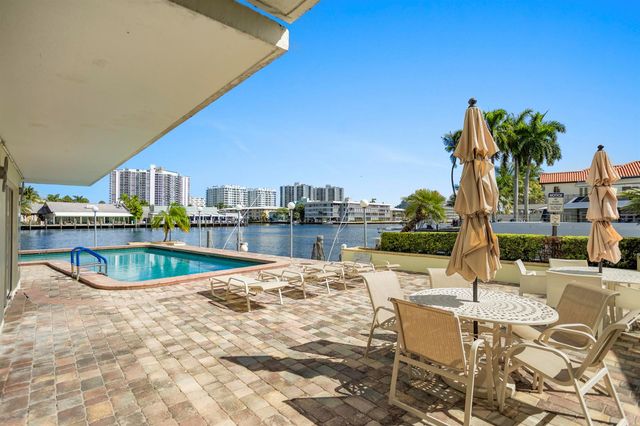 2900 NE 30 Street C5, Fort Lauderdale, FL 33306