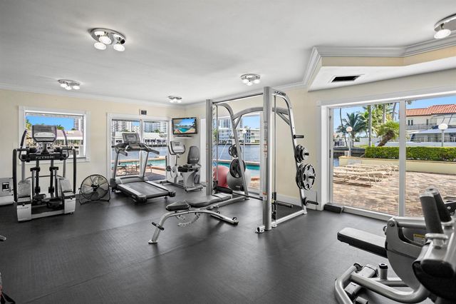 2900 NE 30 Street C5, Fort Lauderdale, FL 33306