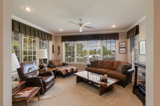 3331 E Fox Grape Street, Springfield, MO 65804