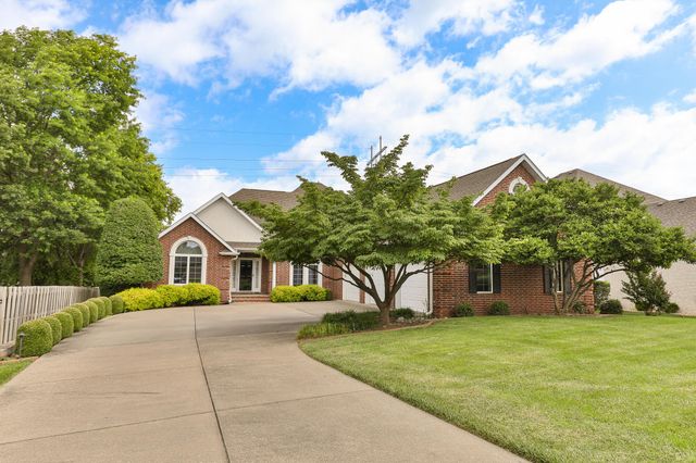 3331 E Fox Grape Street, Springfield, MO 65804
