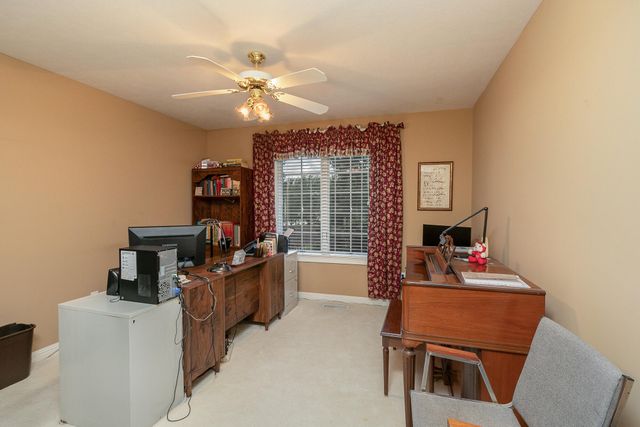 3331 E Fox Grape Street, Springfield, MO 65804