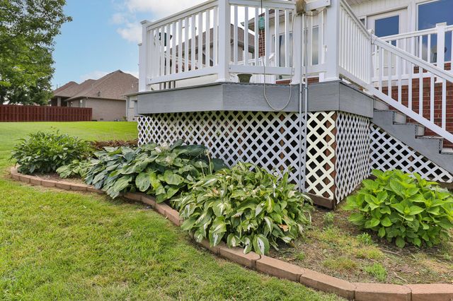 3331 E Fox Grape Street, Springfield, MO 65804