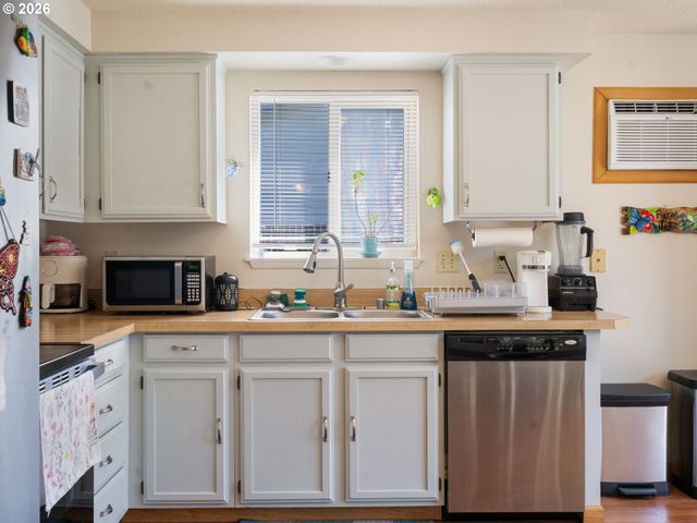 15621 Ne 10TH St, Vancouver, WA 98684