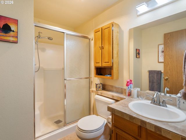 15621 Ne 10TH St, Vancouver, WA 98684