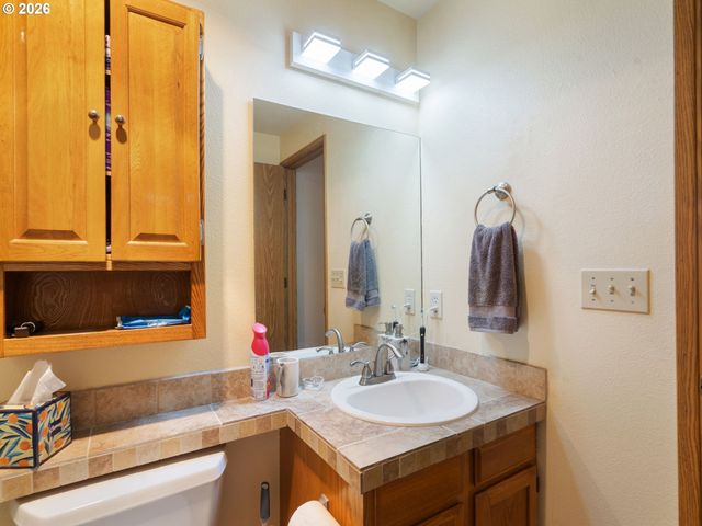 15621 Ne 10TH St, Vancouver, WA 98684