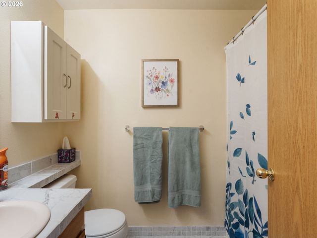 15621 Ne 10TH St, Vancouver, WA 98684
