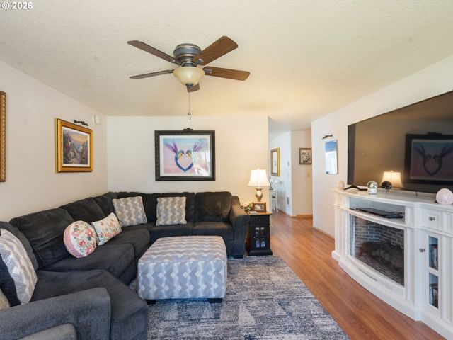 15621 Ne 10TH St, Vancouver, WA 98684