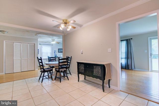 305 MIMOSA AVE, Colonial Beach, VA 22443