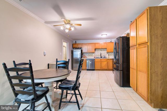305 MIMOSA AVE, Colonial Beach, VA 22443