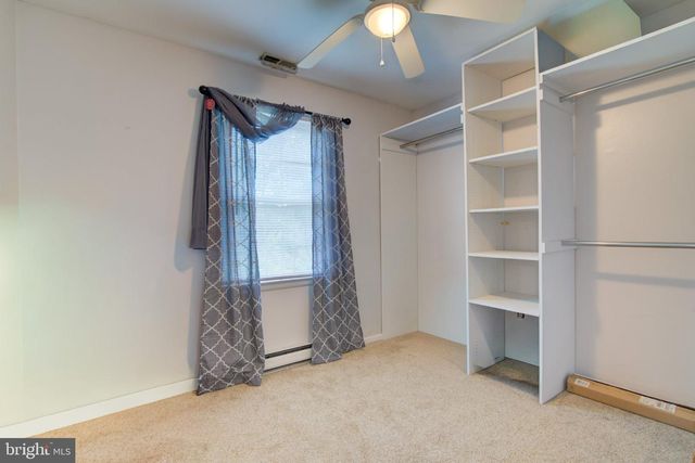 305 MIMOSA AVE, Colonial Beach, VA 22443