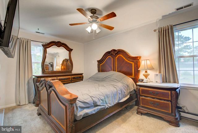 305 MIMOSA AVE, Colonial Beach, VA 22443
