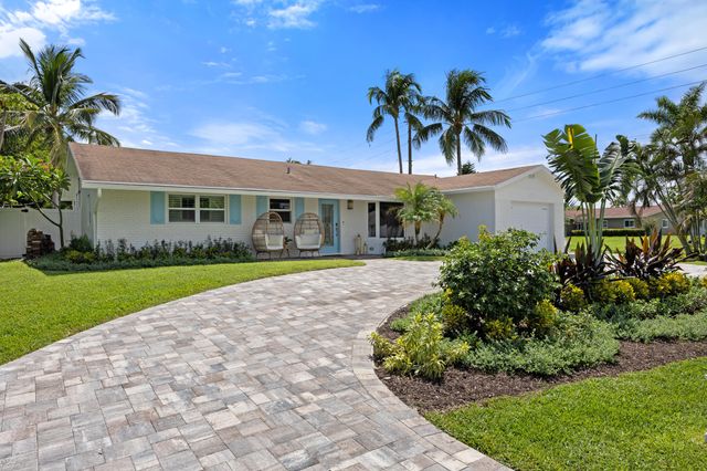1096 SW 27th Avenue, Boynton Beach, FL 33426