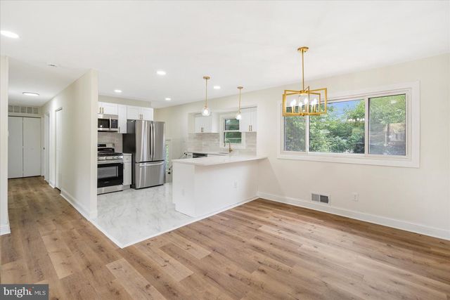 6726 LONGHILL RD, Baltimore, MD 21207