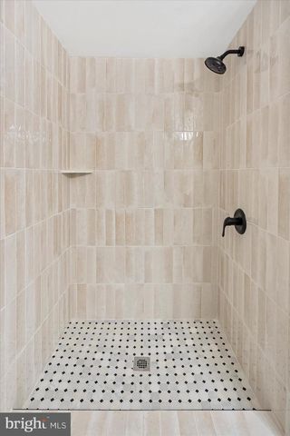 6726 LONGHILL RD, Baltimore, MD 21207