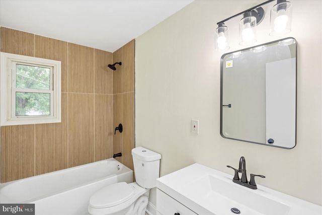 6726 LONGHILL RD, Baltimore, MD 21207