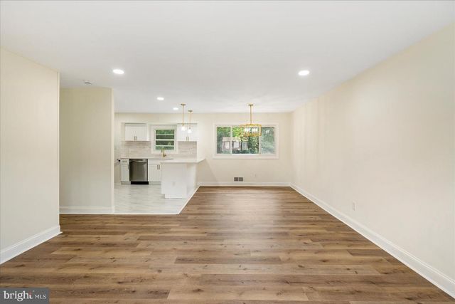 6726 LONGHILL RD, Baltimore, MD 21207