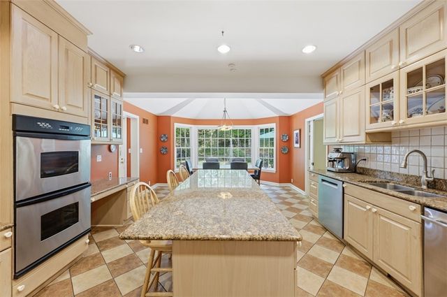 144 Springhouse Lane, Fox Chapel, PA 15238