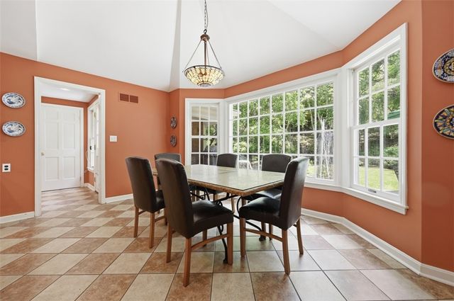 144 Springhouse Lane, Fox Chapel, PA 15238