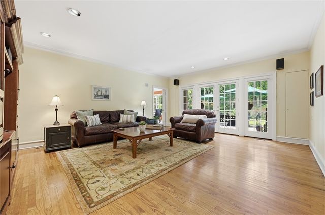 144 Springhouse Lane, Fox Chapel, PA 15238